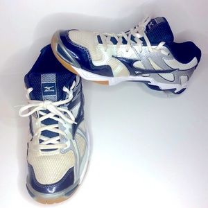 Mizuno Wave Bolt 4 Size 7.5